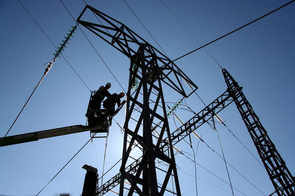 高壓電力安全檢測(cè)--------無人機(jī)紅外熱成像儀